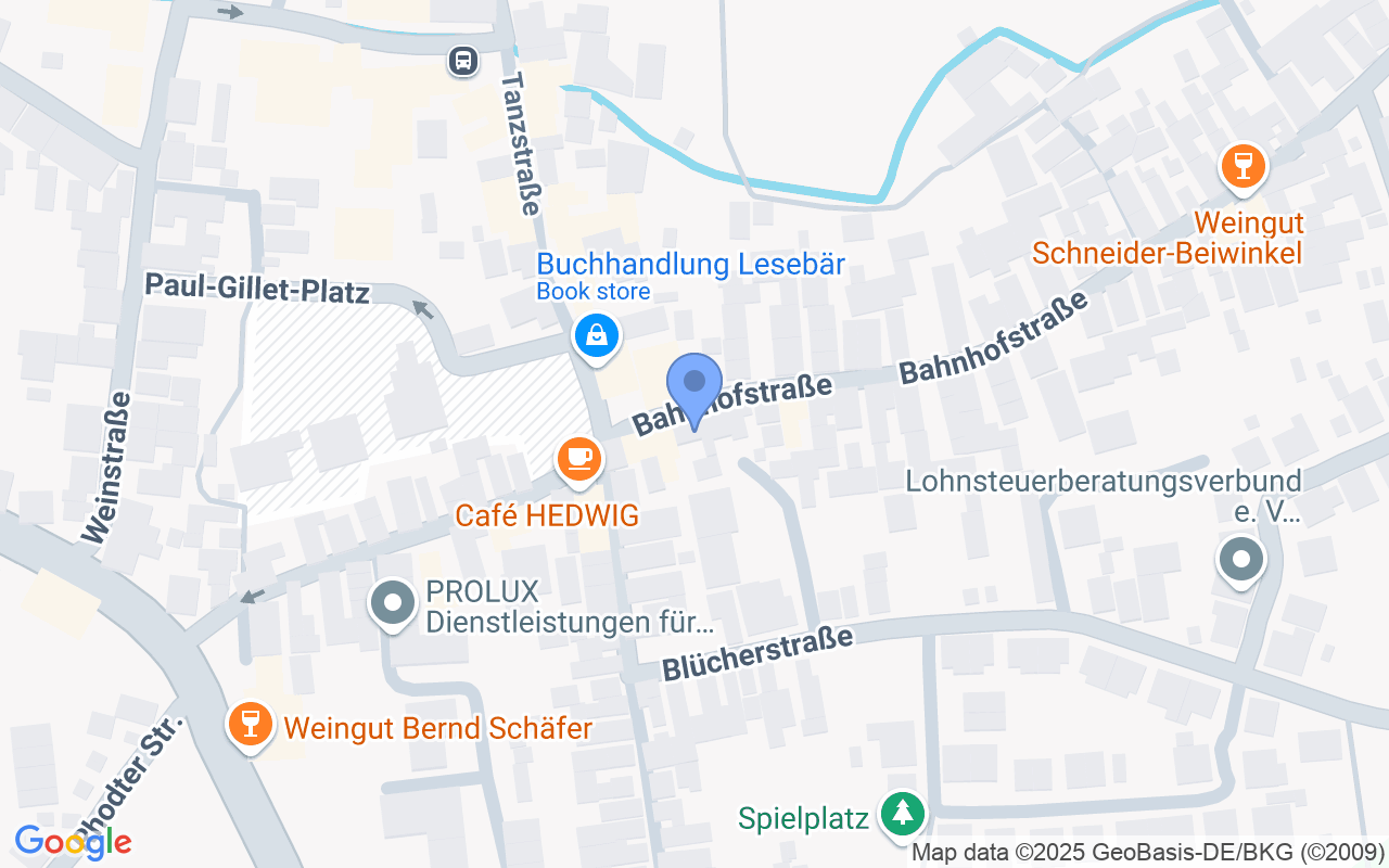 PRAKTISCHES MEHRFAMILIENHAUS IN EDENKOBEN!