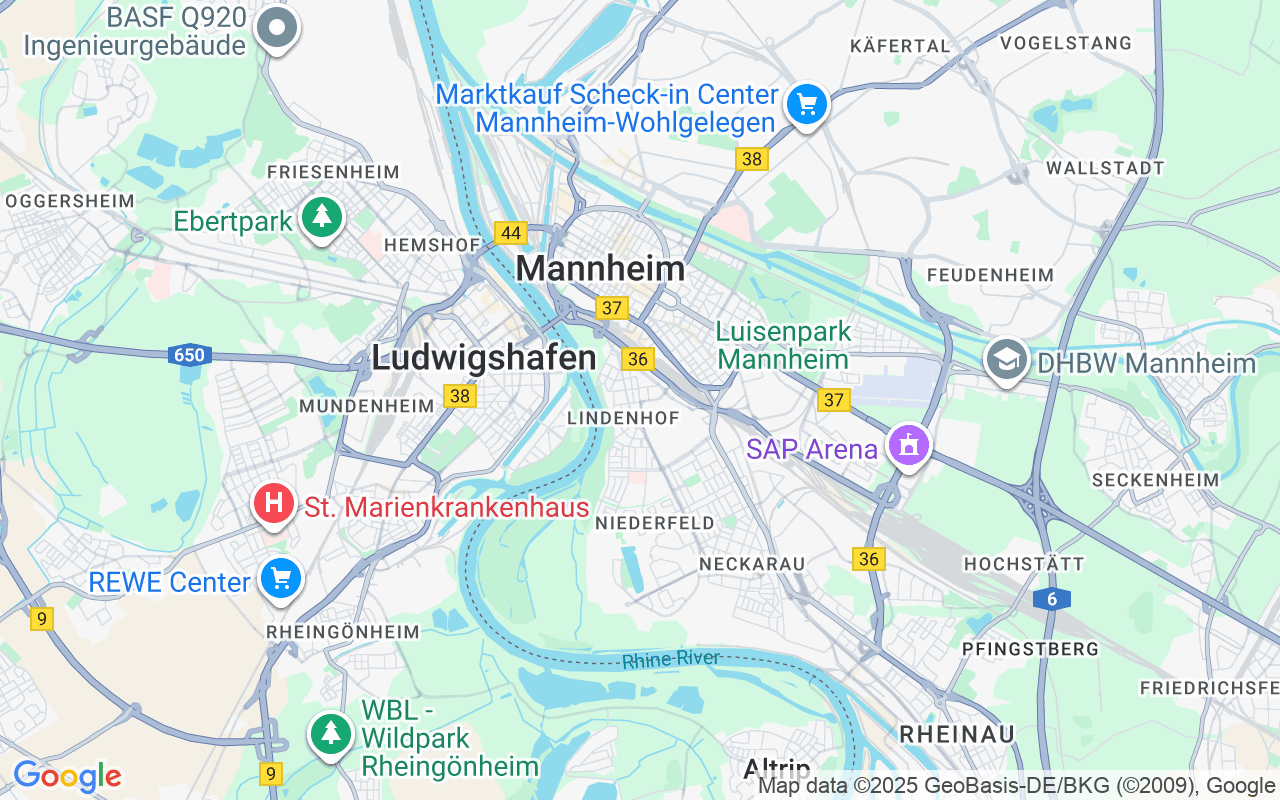 Top-Lage einer 2-Raum-Hochparterre-Wohnung mit Balkon in Mannheim-Lindenhof