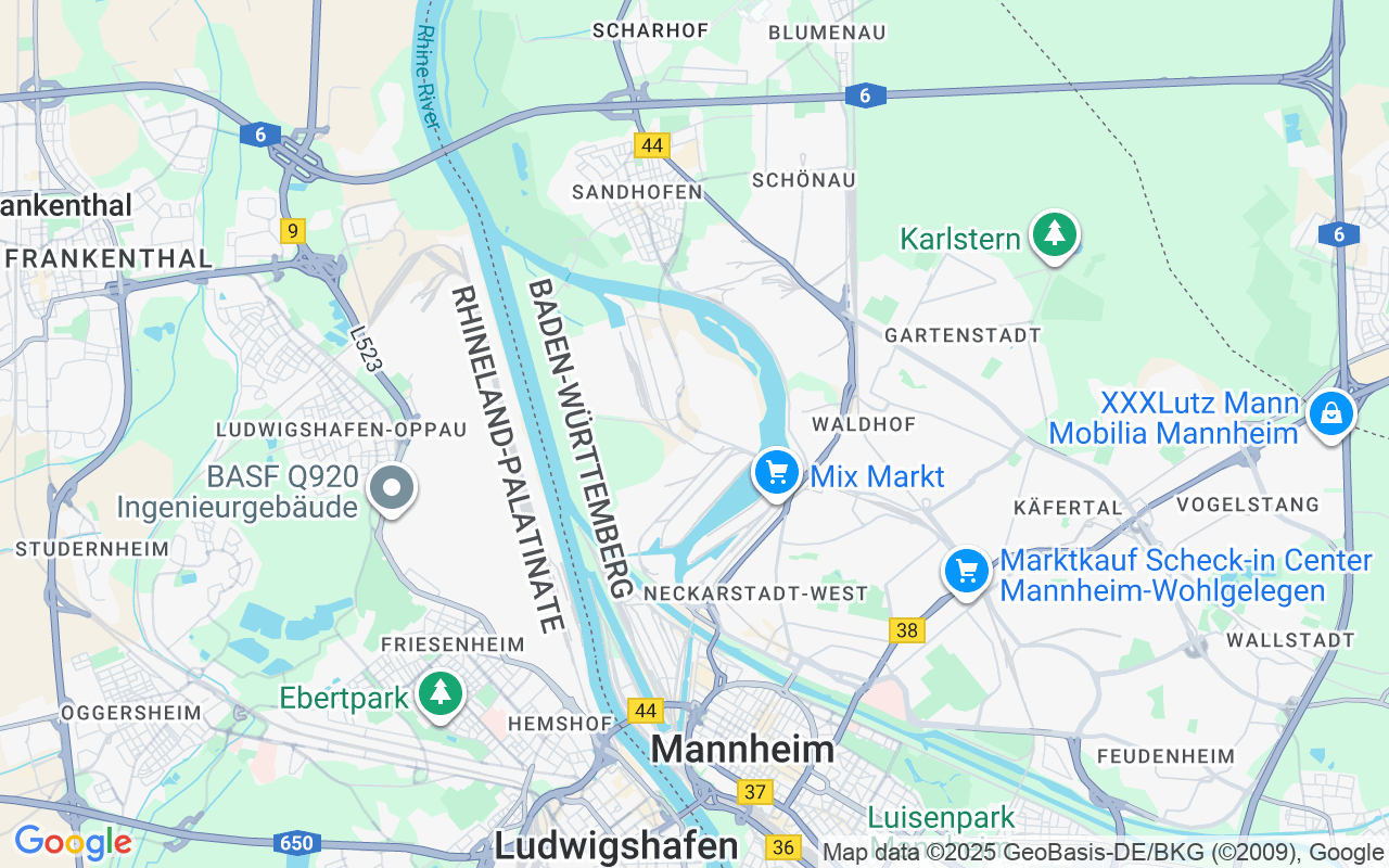 Kernsanierte Zwei-Zimmerwohnung mit Stellplatz in MA-Neckarstadt